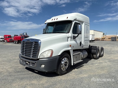2020 Freightliner Cascadia 125 6x2 T/A Sleeper Truck Tractor