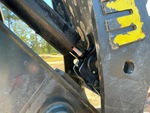 Hydraulics with Thumb Cylinder