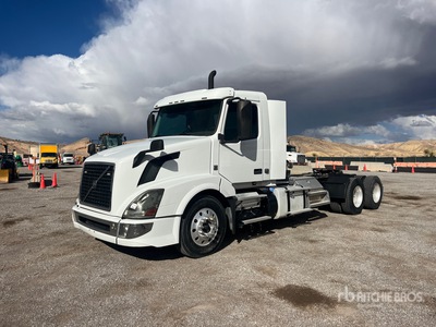 2017 Volvo VNL300 6x4 T/A Day Cab Truck Tractor