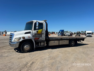 2019 Hino 258 4x2 Rollback Truck