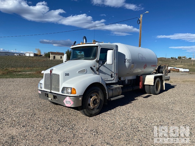 2008 Kenworth T300 3000 gal 4x2 S/A Propane Delivery Truck