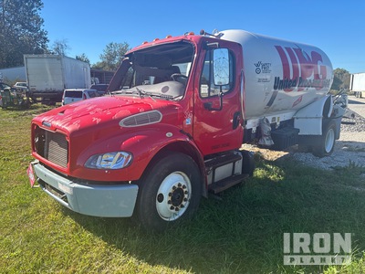 2014 Freightliner M2 106 3000 gal 4x2 Propane Delivery Truck (Inoperable)