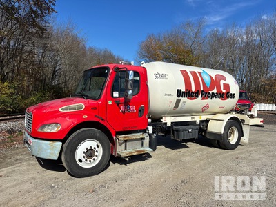 2014 Freightliner M2 106 3000 gal 4x2 Propane Delivery Truck