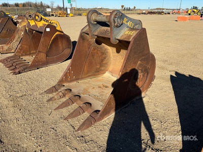52 in Digging Pin On Excavator Bucket - Fits John Deere 450D