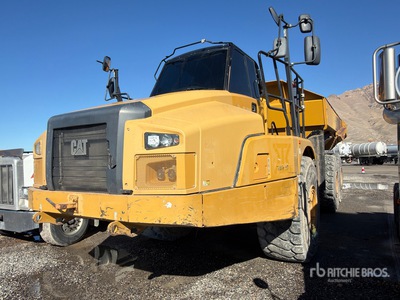 2015 Cat 745C Wywrotka przegubowa
