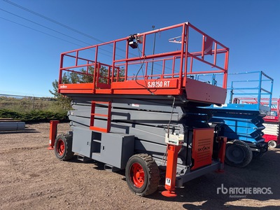 2014 Skyjack SJ9250RT 4x4 Dual Fuel Podnośnik nożycowy