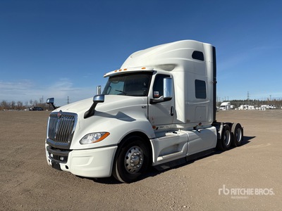2022 International LT625 6x4 T/A Sleeper Truck Tractor