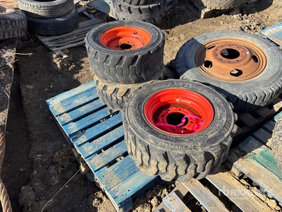 Quantity of (3) を見 Tires
