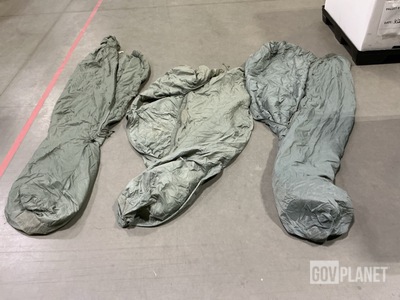 (160) Sleeping Bags