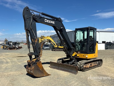 2020 John Deere 60G Mini Excavadora