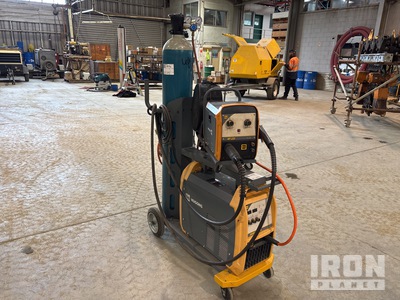 Hugong Invermig 350 MIG Electric Welder