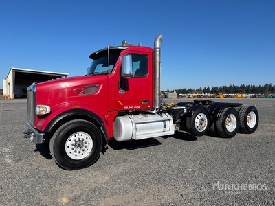 2019 Peterbilt 567 8x4 Tri/A Day Cab Truck Tractor