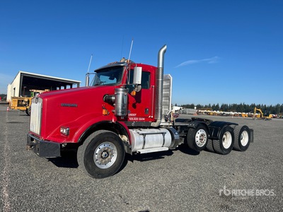 2019 Kenworth T800 8x4 Day Cab Truck Tractor