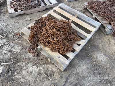 Quantity of 4 pallets of chain