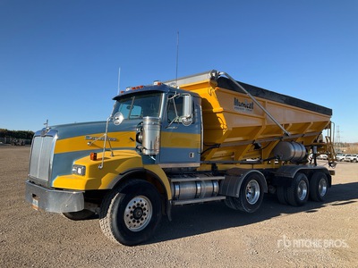 Bay-Lynx MC-21 on 2010 Western Star 4900 8x4 Rozrzutnik kamienia