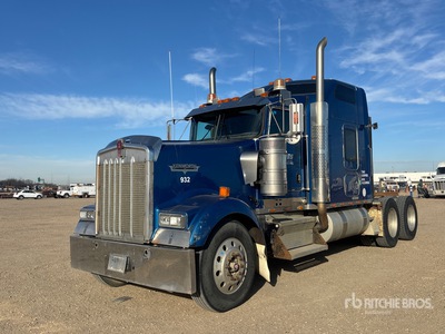2003 Kenworth W900L 6x4 Sleeper Truck Tractor