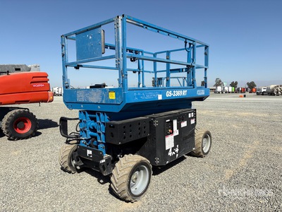 2019 Genie GS-3369RT Dual Fuel Podnośnik nożycowy