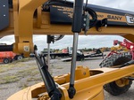 Hydraulics with Blade Lift Cylinders