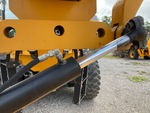 Hydraulics with Saddle Positioning Cylinder