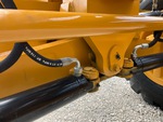 Chassis with Front Axle Oscillating Pin
