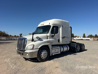 2012 Freightliner Cascadia 125 6x4 Ciągnik siodłowy T/A z kabiną sypialną