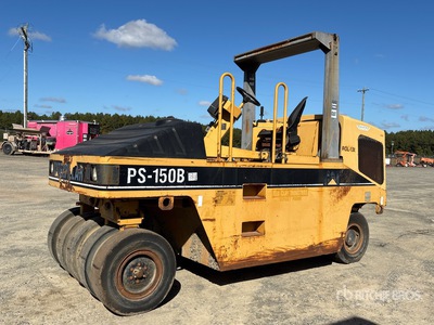 Cat PS-150B Pneumatic Roller