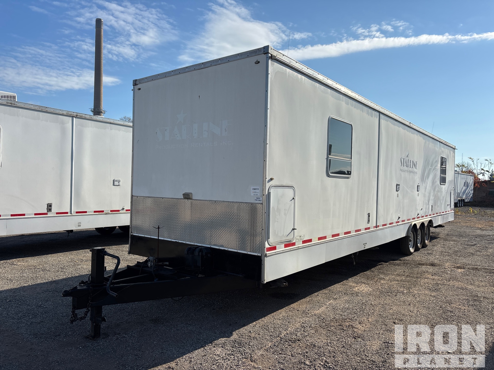2013 Kuntry Kustom 40 Ft Tri/A 2 Room Star Wagon Trailer Divers - Remorque