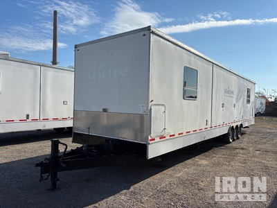 2013 Kuntry Kustom 40 Ft Tri/A 2 Room Star Wagon Trailer Divers - Remorque