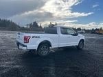 Aspect général with Image, coin arrière droit