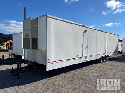 2012 Kuntry Kustom 46 Ft Tri/A 7 Station Hair & Makeup Trailer