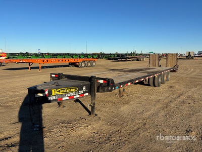 2011 Kaufman 35 ft Tri/A Equipment Trailer