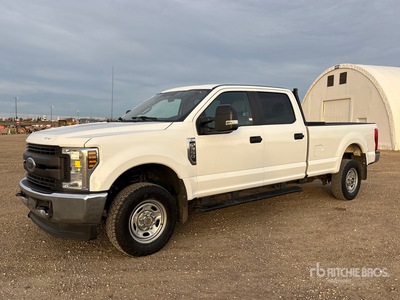2018 Ford F-350 XL 4x4 Crew Cab ピックアップ
