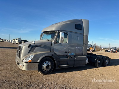 2015 Volvo VNL 6x4 Cabeza Tractora Cabina Dormitorio