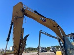 v2 Chassis - Excavator with 