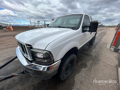 2004 Ford F-350 4x4 Extended Cab Pickup (Inoperable)