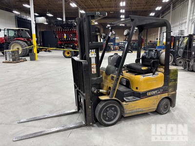 2003 Cat GC25K 5000 lb Carrelli Elevatori
