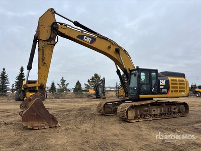 2019 Cat 349FL Tracked Excavator