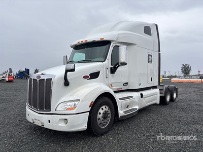 2020 Peterbilt 579 6x4 Sleeper Truck Tractor