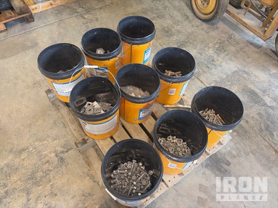Quantity of Assorted Stainless and Galvanised Nuts and Bolts その他 - 店舗 & 倉庫