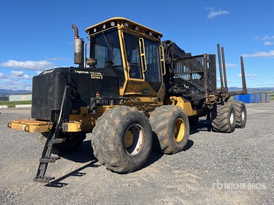 2014 Tigercat 1075B 8x8 Series ll bomen grijper