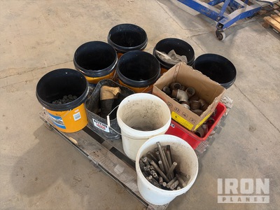 Quantity of Assorted Stainless and Galvanised Nuts and Bolts その他 - 店舗 & 倉庫