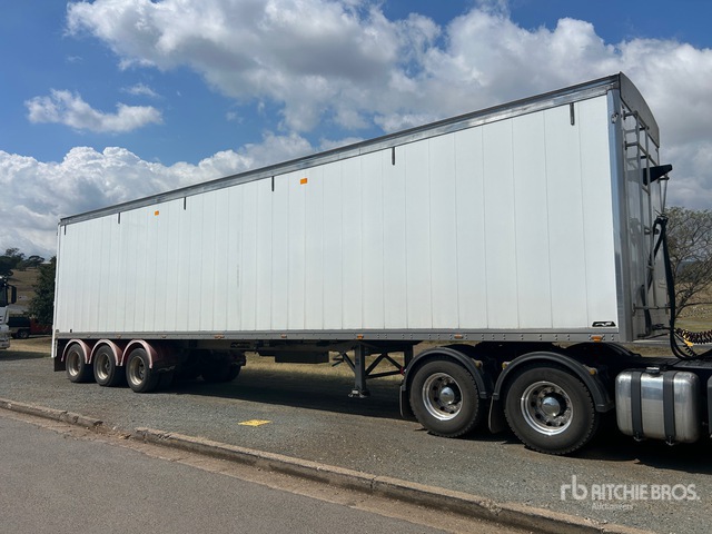Live Bottom Trailers