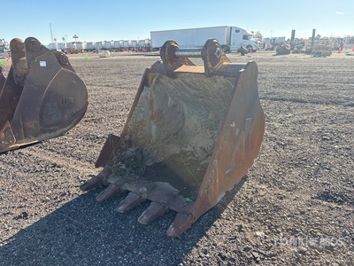 52 in Excavator Bucket - Fits Cat 345