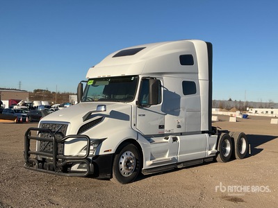 2022 Volvo VNL760 6x4 T/A Sleeper Truck Tractor