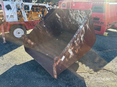 2 cyd 2 Yard Self-Dumping Hopper