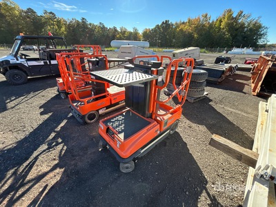 JLG 10MSP 850 lb Kommissionier-Stapler