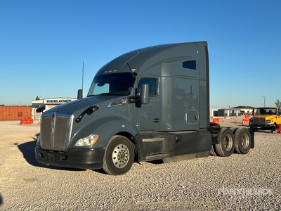 2021 Kenworth T680 6x4 Cabeza Tractora Cabina Dormitorio