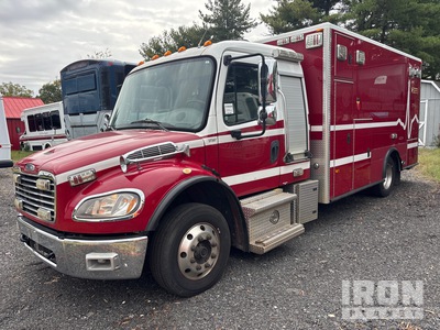 2013 (unverified) Freightliner M2106 Ambulance Ambulans