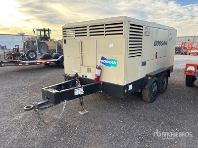 2022 Doosan XP825/HP750WCU Mobile Compresseur à air
