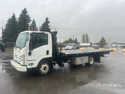 2015 Isuzu NRR 4x2 Rollback Truck
